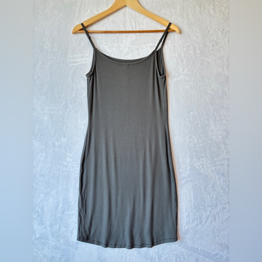 SKIMS womens Gray ribbed casual scoop neck tank sleeveless Mini Dress size large - Picture 5 of 6